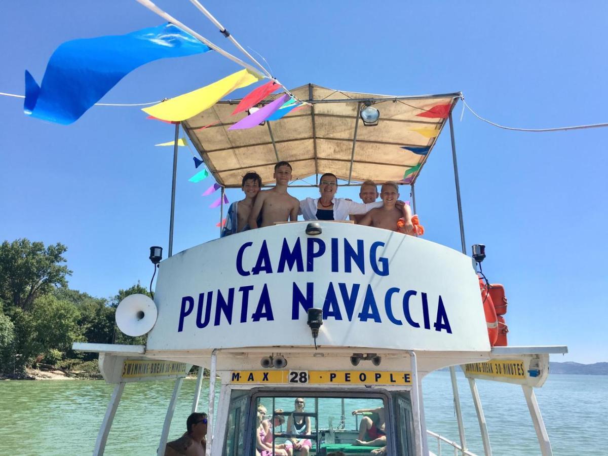 Camping Village Punta Navaccia Tuoro sul Trasimeno Bagian luar foto