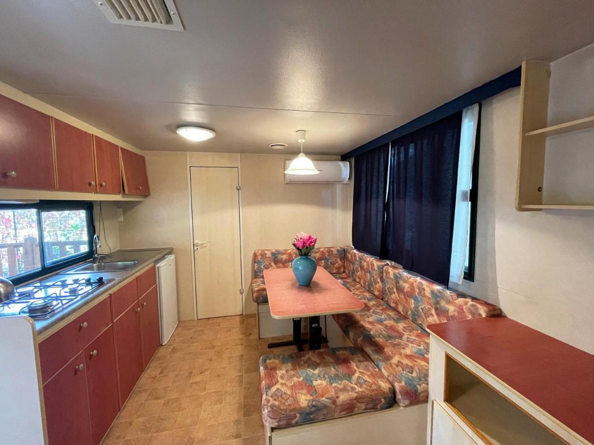 Camping Village Punta Navaccia Tuoro sul Trasimeno Bagian luar foto