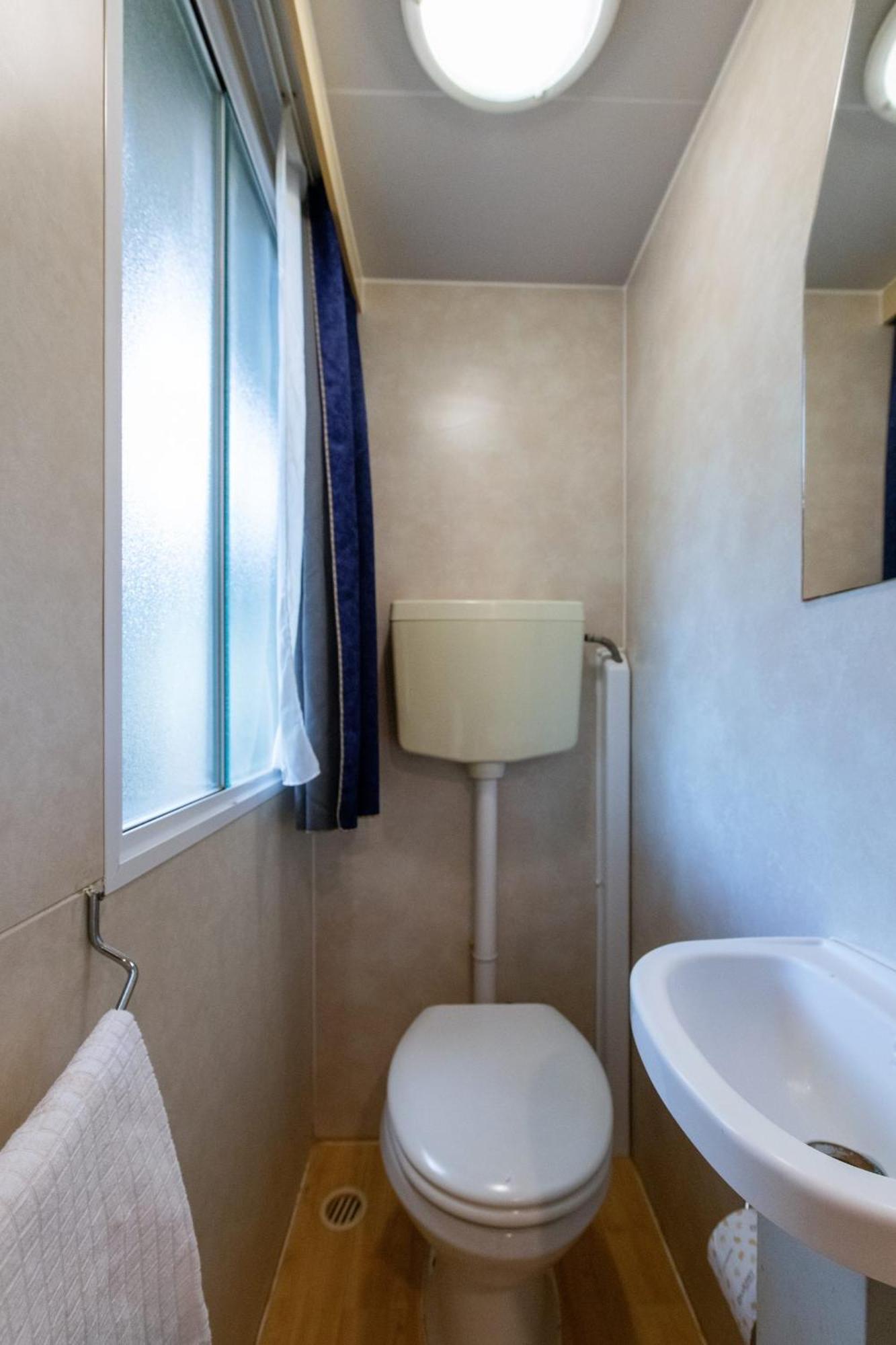 Camping Village Punta Navaccia Tuoro sul Trasimeno Bagian luar foto