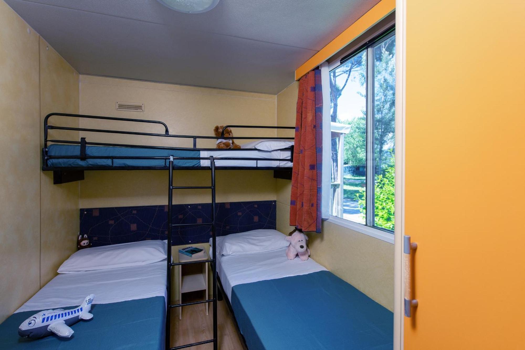 Camping Village Punta Navaccia Tuoro sul Trasimeno Bagian luar foto