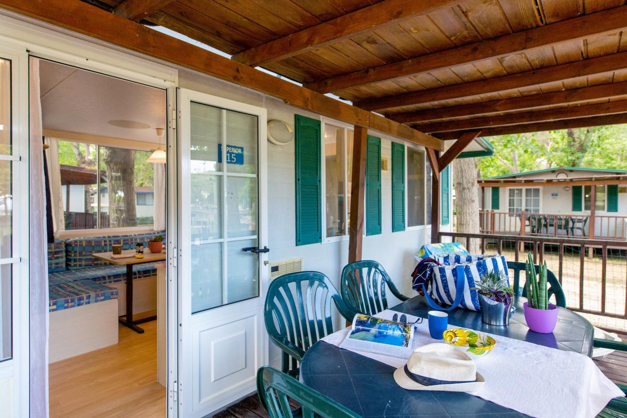 Camping Village Punta Navaccia Tuoro sul Trasimeno Bagian luar foto