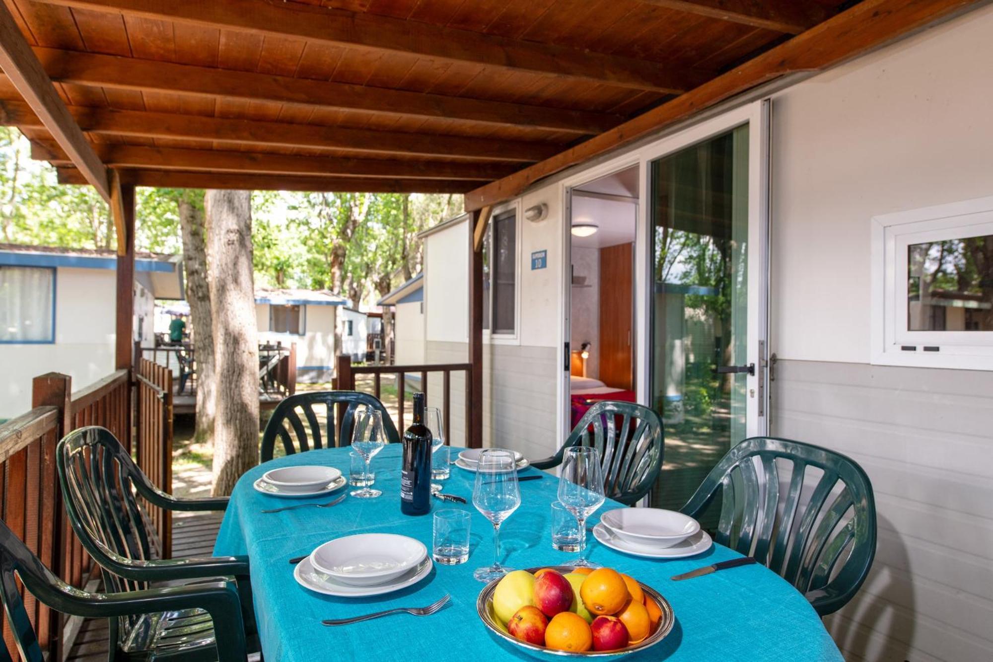 Camping Village Punta Navaccia Tuoro sul Trasimeno Bagian luar foto