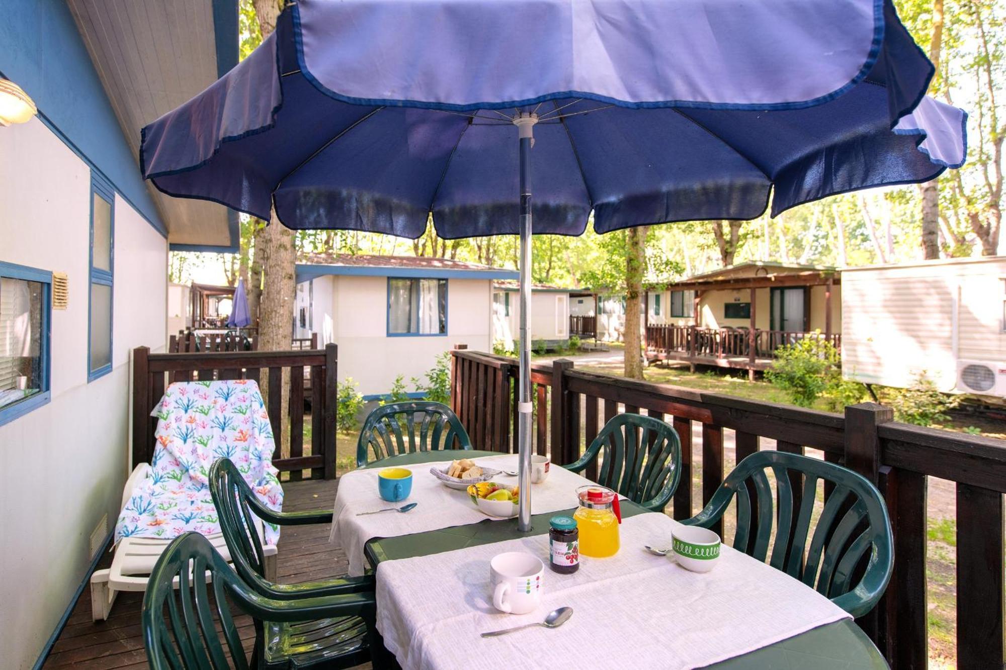Camping Village Punta Navaccia Tuoro sul Trasimeno Bagian luar foto