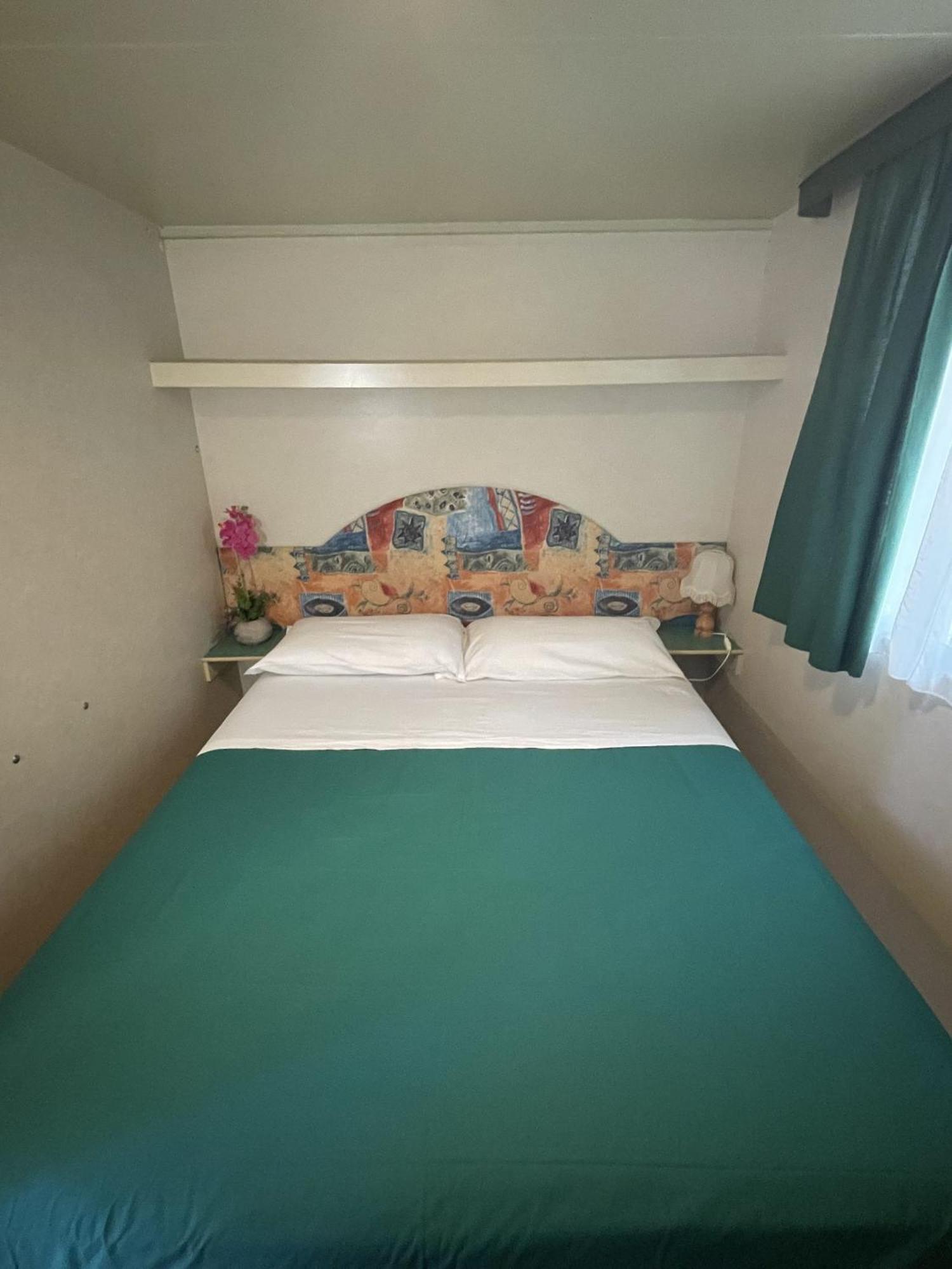 Camping Village Punta Navaccia Tuoro sul Trasimeno Bagian luar foto