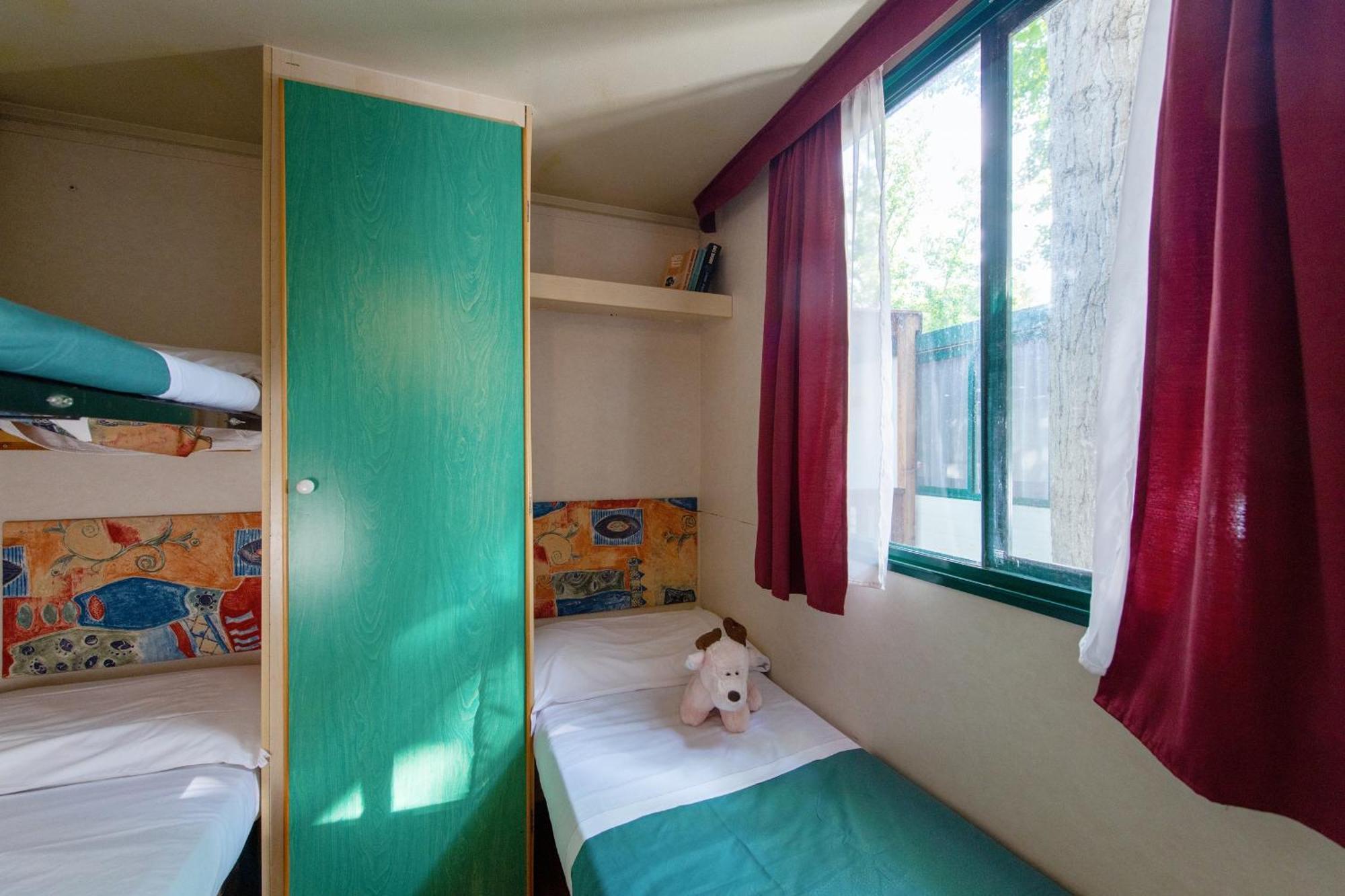 Camping Village Punta Navaccia Tuoro sul Trasimeno Bagian luar foto