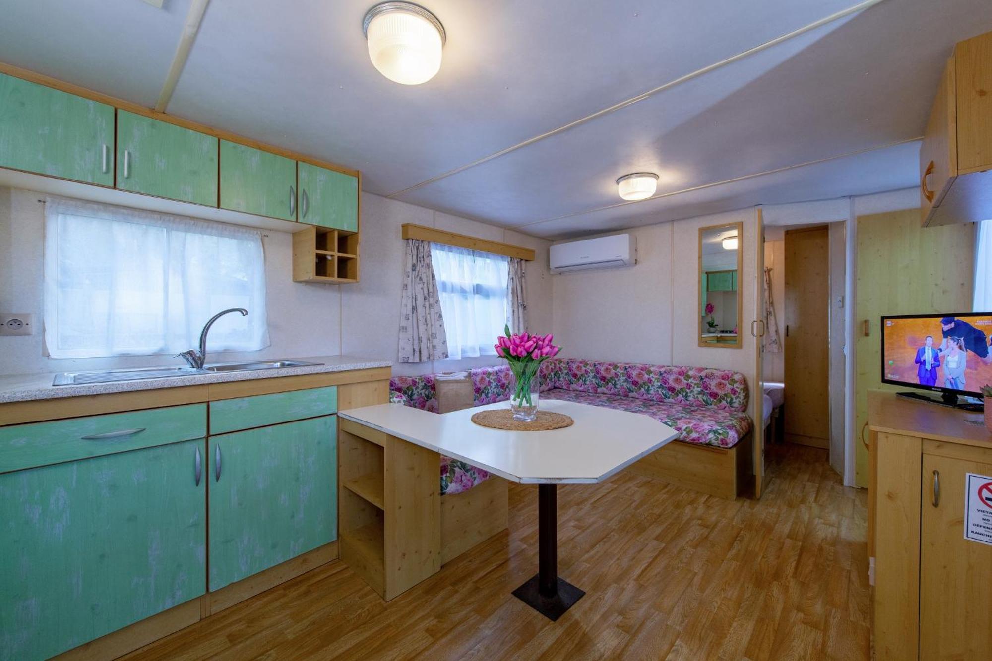 Camping Village Punta Navaccia Tuoro sul Trasimeno Bagian luar foto